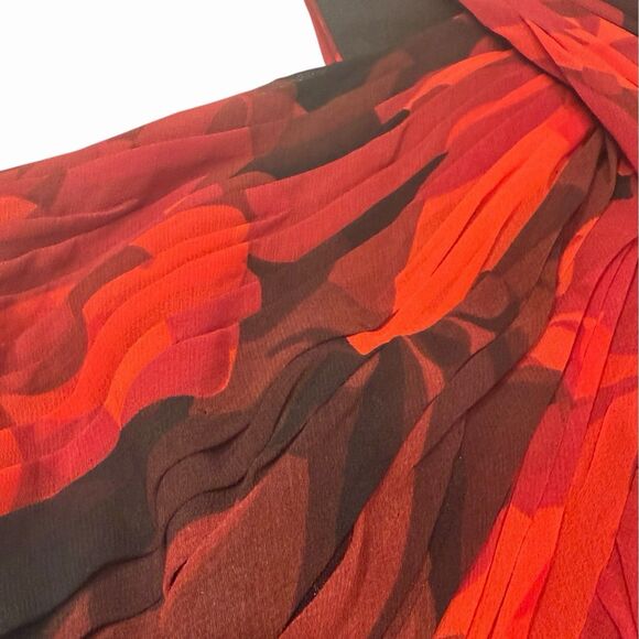 Calvin Klein Floral Halter Maxi Dress Chiffon Classic Size 4 Red Black Formal 🌺 - Picture 9 of 15